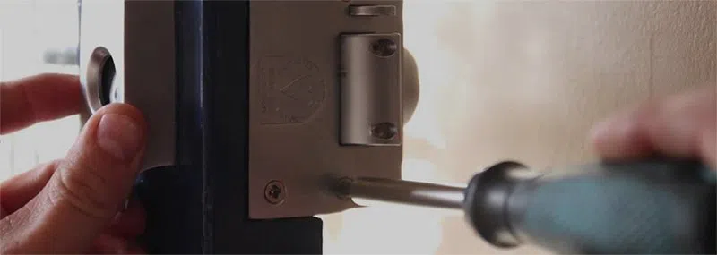 Miami Emergency Locksmiths Miami, FL 305-704-9585 Miami Emergency Locksmiths Miami, FL 305-704-9585 - zip-01